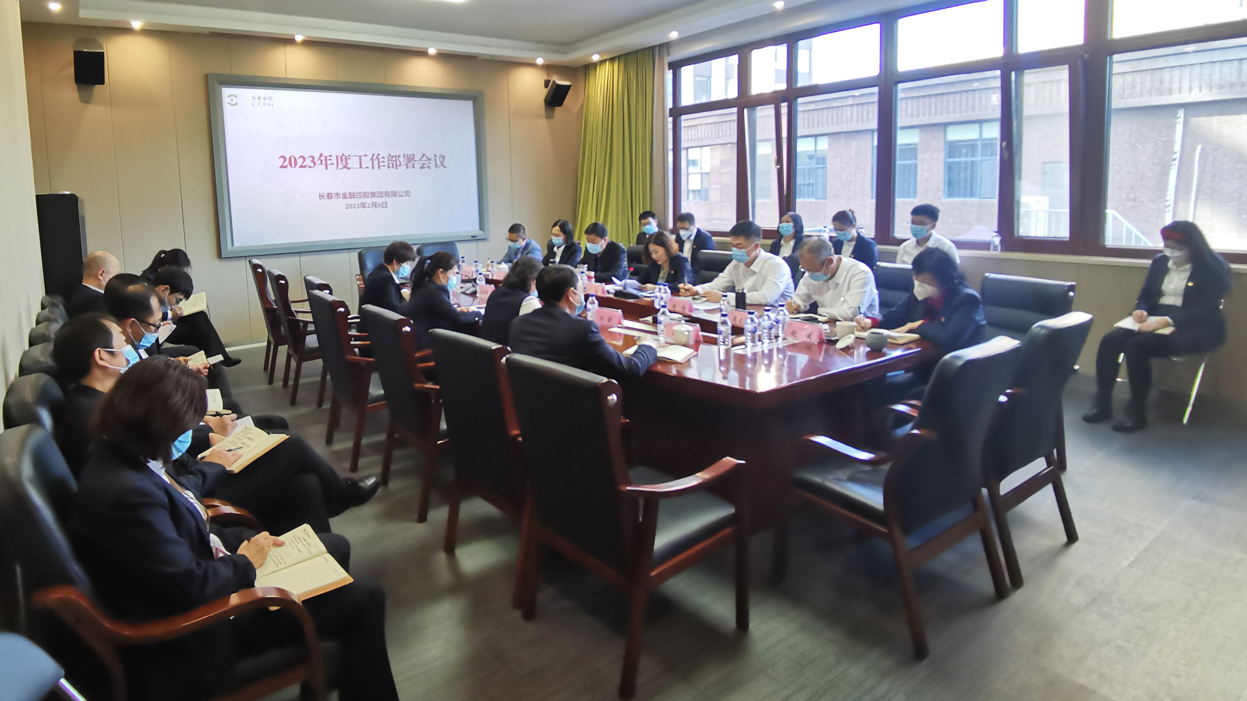 在穩(wěn)中求進中出亮點、做特色、勇突破